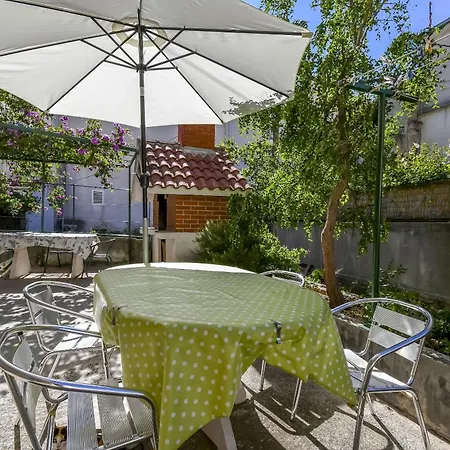 Appartement Zeljko Makarska