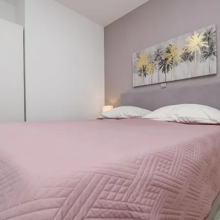 Apartment Zeljko Makarska